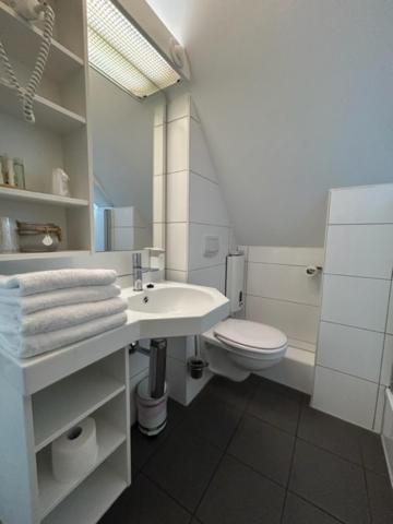 De Winter - - Apartmenthaus - Monteurzimmer 3* Castrop-Rauxel