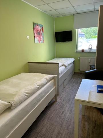Pensión De Winter - - Apartmenthaus - Monteurzimmer 3*