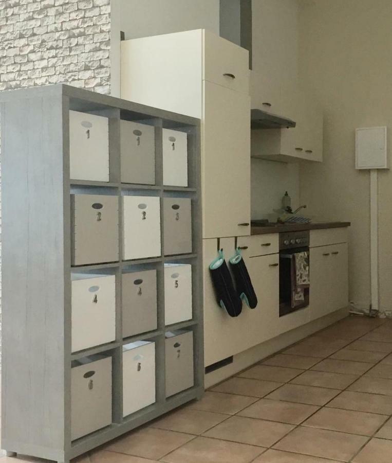 De Winter - - Apartmenthaus - Monteurzimmer Pensión